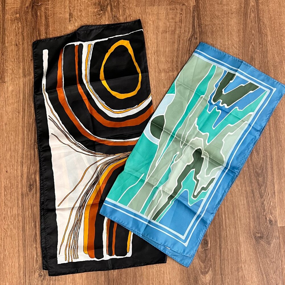 Totes Vintage 1970s Mod Rain Scarves Bundle
